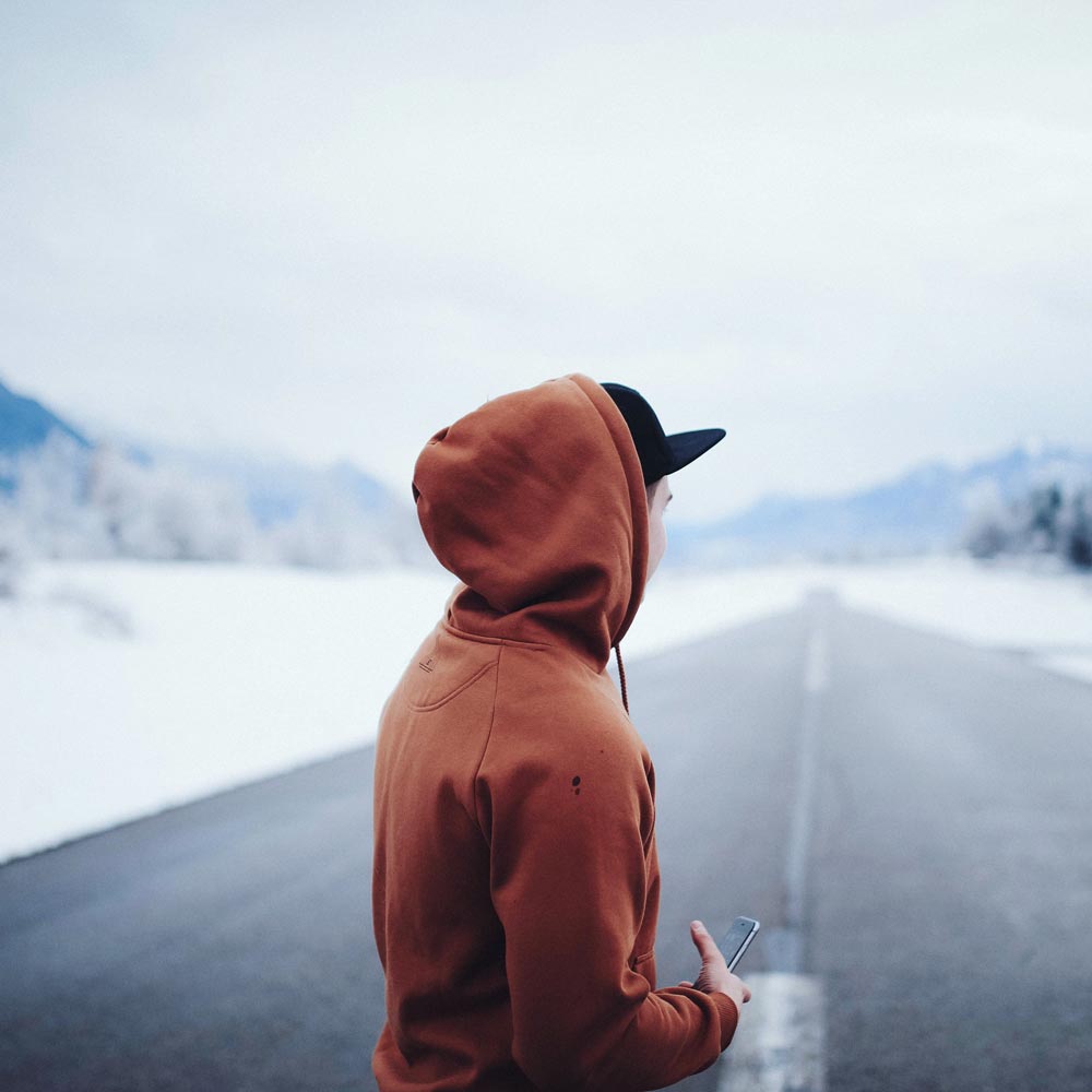 blue-mountains-blurred-background-cap-713071